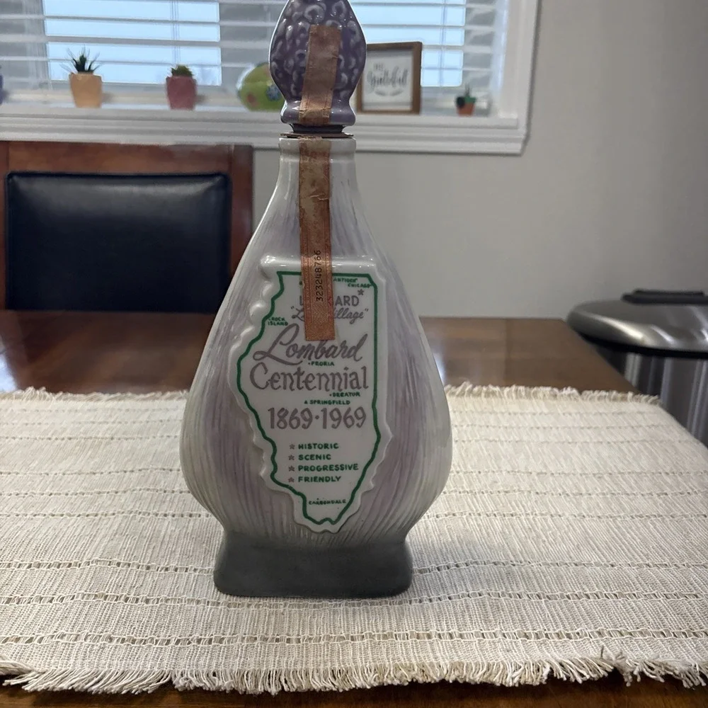 Jim Beam 1969 Lombard ‎ Lilac Festival Decanter Empty